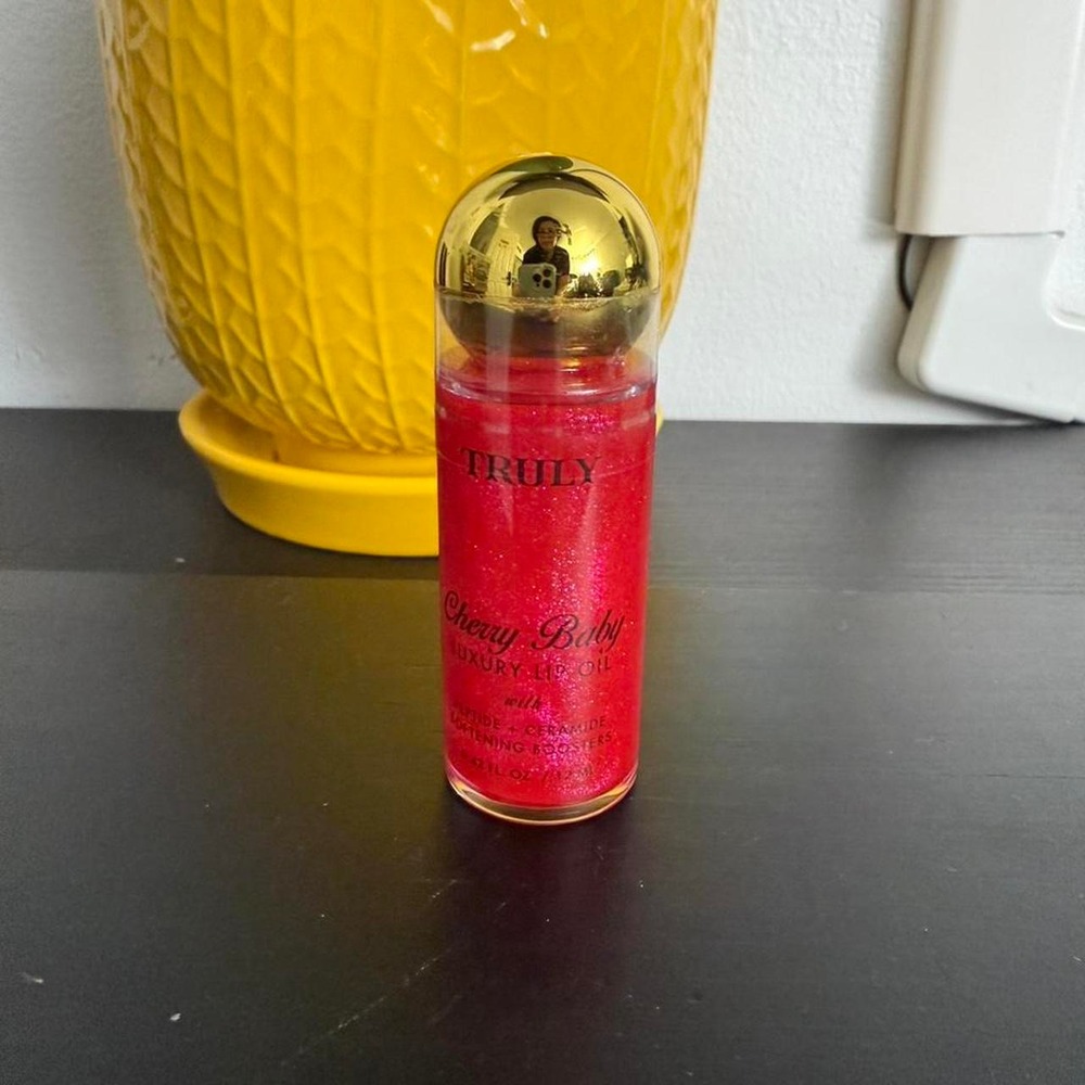 Truly Cherry Baby Luxury Lip Oil new sealed
